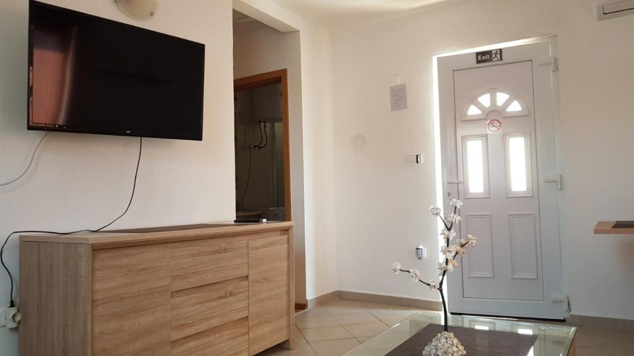 Apartment Zorica Vodice Exterior photo